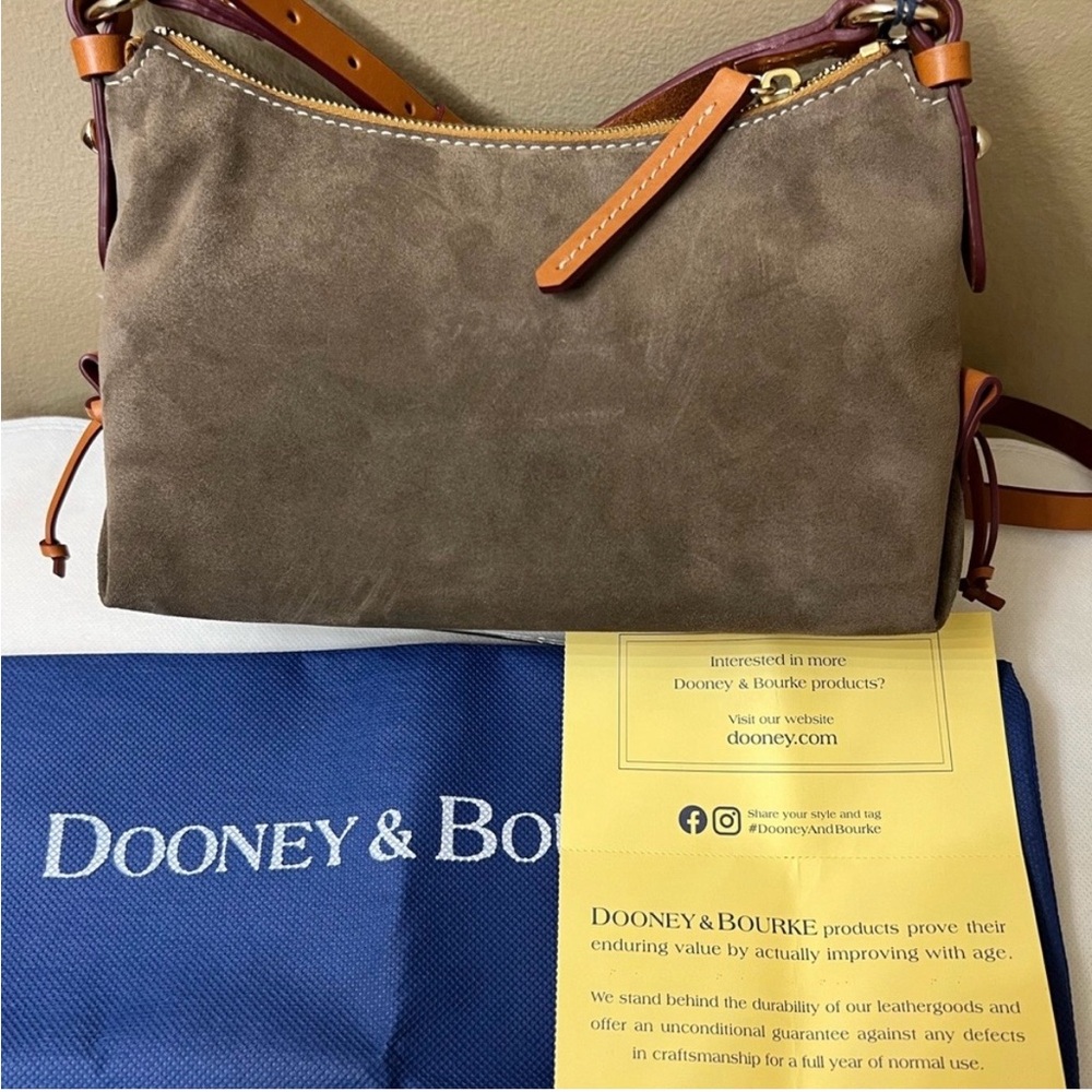 Dooney & Bourke Vtg NWT Tracy Italian Suede Bag
Shoulder/Crossbody retail $279 - Picture 2 of 10